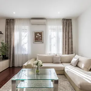 Villa Meri Very Central And Beautiful Apartment Apartment