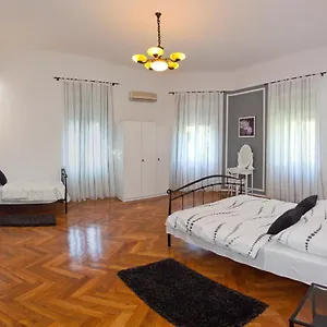 Barbara Apartment